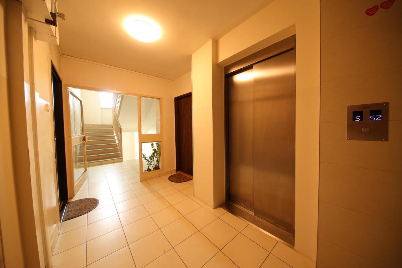 Bronco Apartments Warszawa Eksteriør billede